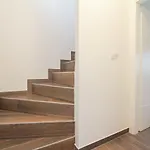 Iva Apartmán *