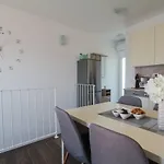 Iva Apartmán *